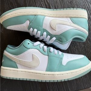 Air Jordan 1 Low White Cannon Sail Shoes Women's | Size7.5